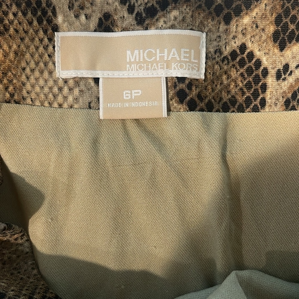 Michael Kors Brown & Black Python Print Pencil Skirt, Size 6P (US) - Picture 2 of 6